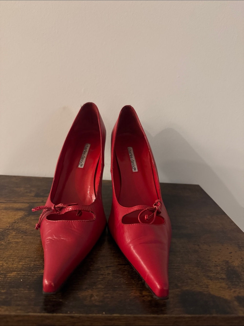 Charles David Red Pointed-Toe Pumps with Front Tie Decoration - Picture 2 of 11